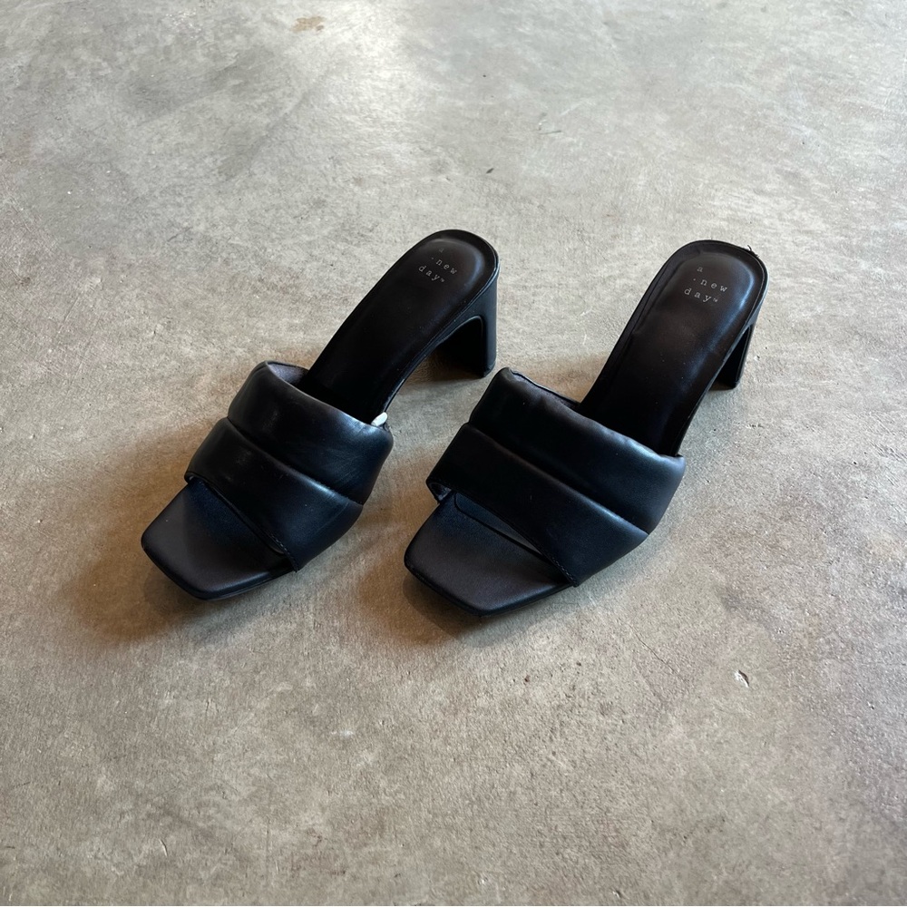 LEATHER HEEL - Picture 3 of 7